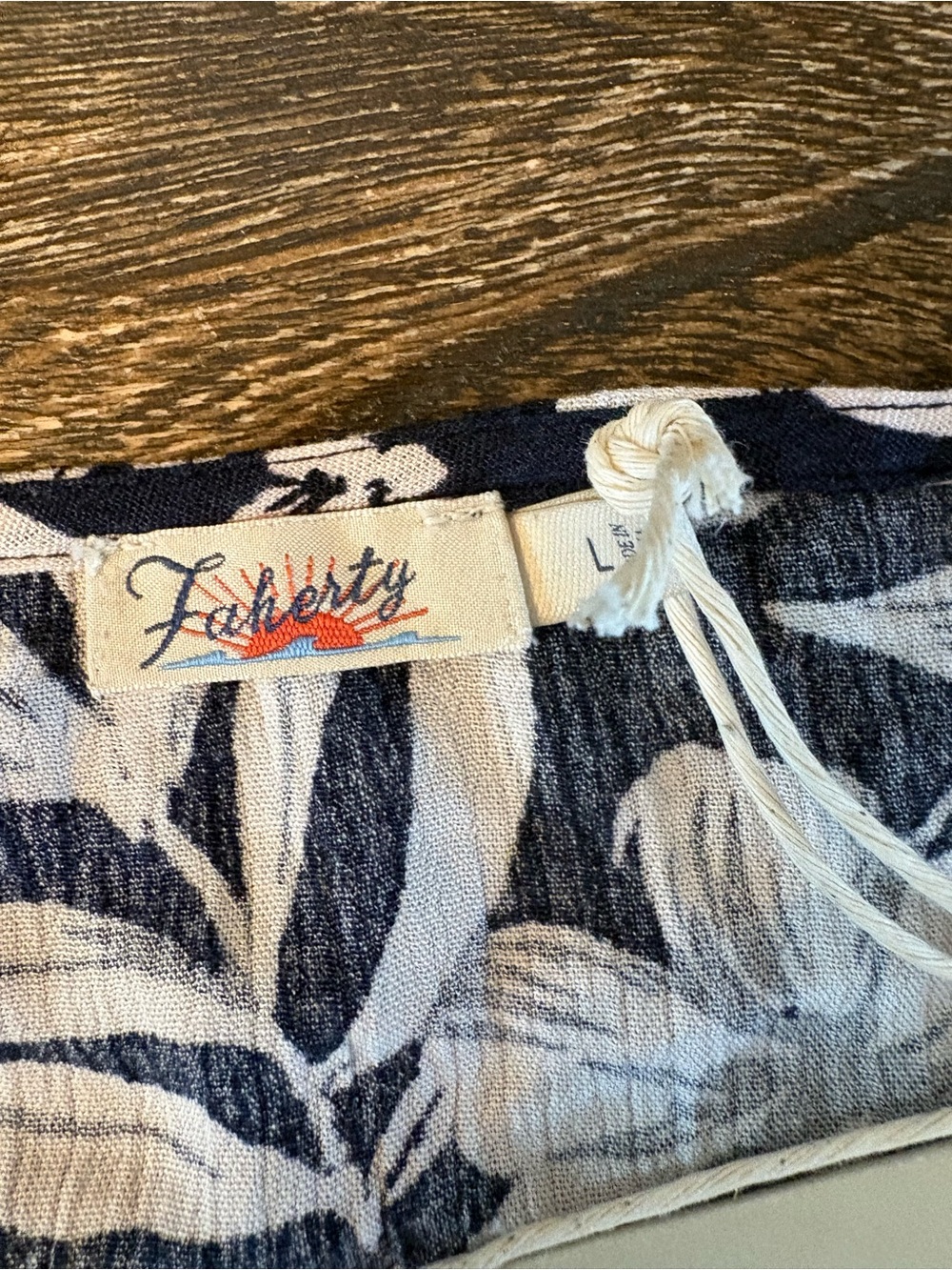 Faherty Sorrento Maxi Dress Women L Navy Blue Hawaiian Floral Puff Sleeve NWT - Picture 5 of 9